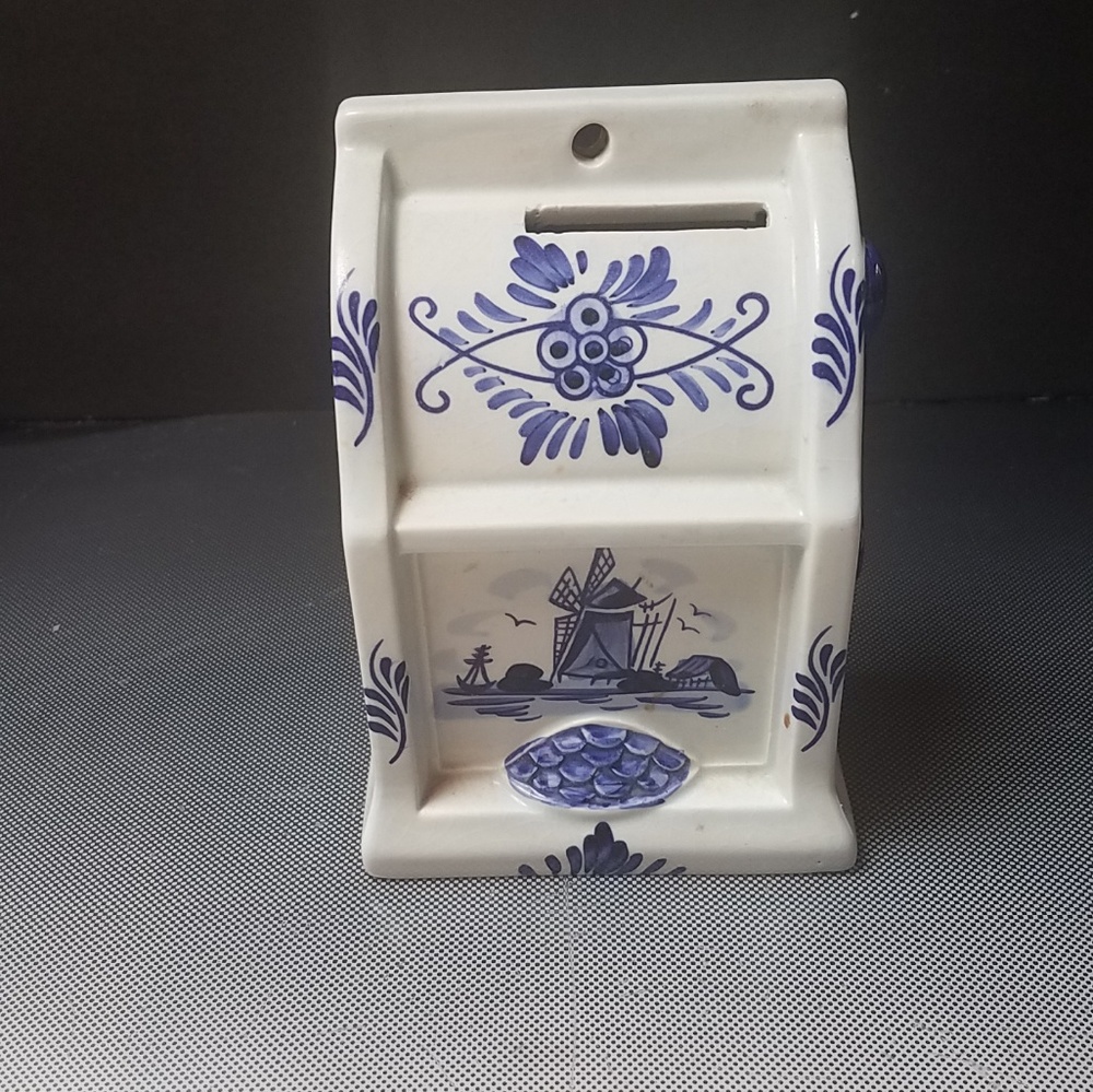 delft blue white ceramic bank